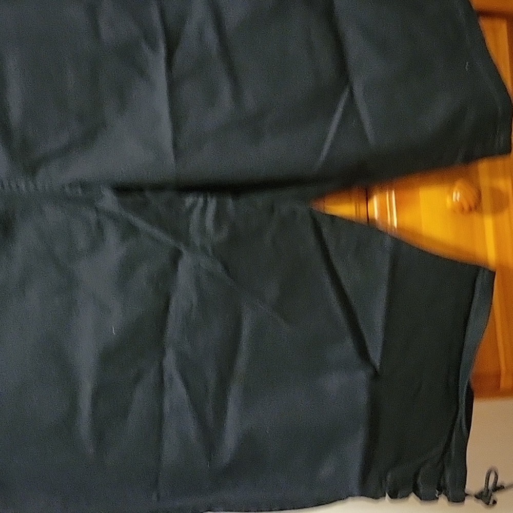 Womens stretch capris